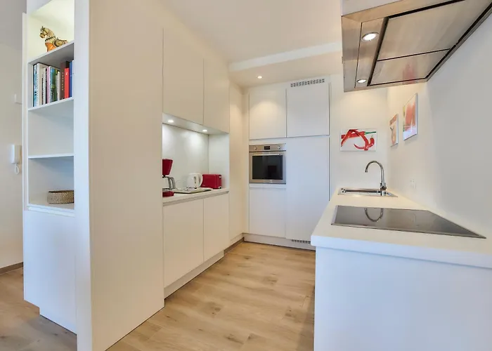 Apartment Lecomte - Sky & Sea Loft 208 *